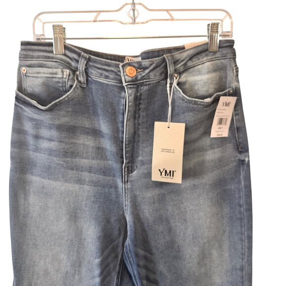 YMI Size 17/30  Womens Distressed Light Wash Straight Leg Jeans NWT - Picture 12 of 12